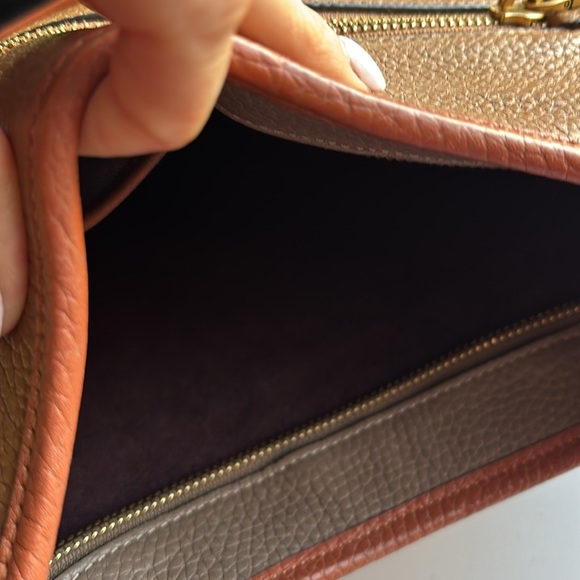 Coach Emery crossbody leather adjustable strap color “light saddle elm” - Picture 8 of 16